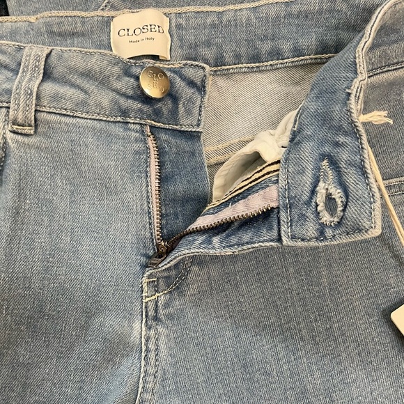 Closed Baker Slim Mid Rise Crop in Light Blue Wash Denim Jeans Women's Size 28 - Picture 7 of 14